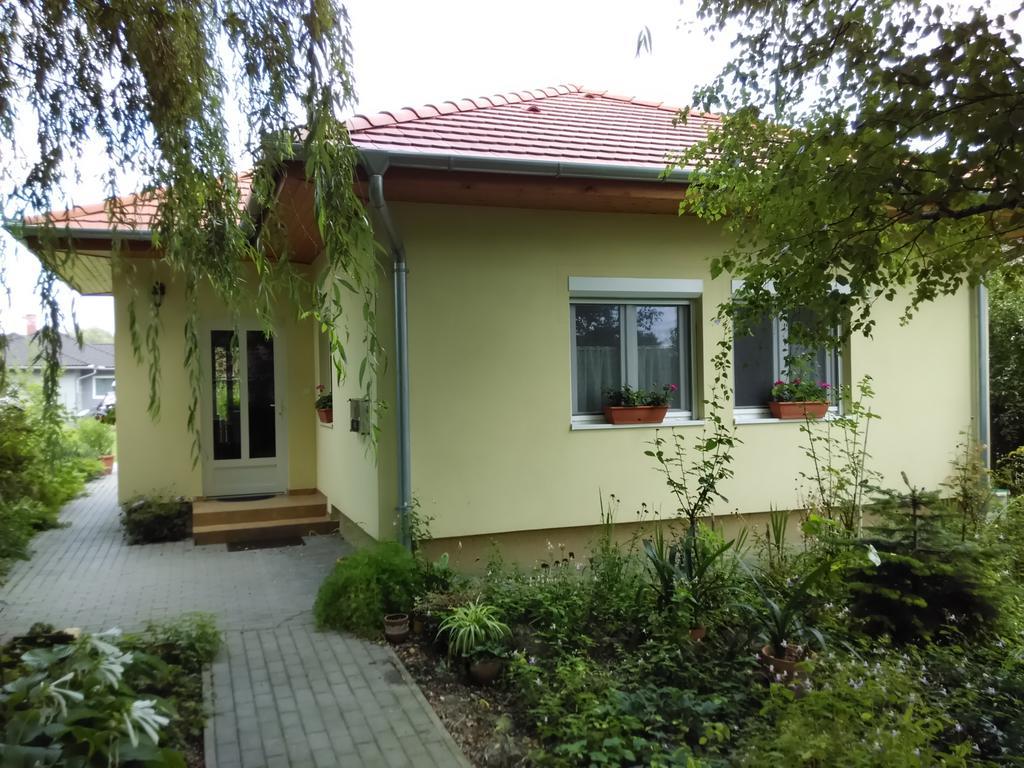 Bloomyapartment Balatonfenyves Exterior photo